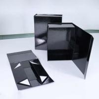 Venta al por mayor Cosméticos para regalos personalizados Embalaje de ropa Negro Especialidad de cuero de cocodrilo Caja plegable magnética