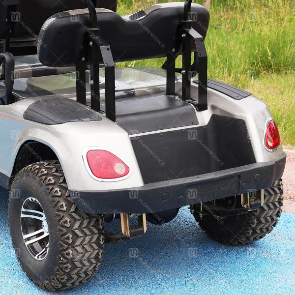 Carrinho de golfe elétrico Legal Street de 4 lugares com bateria de lítio e banco traseiro dobrável e grande espaço de armazenamento