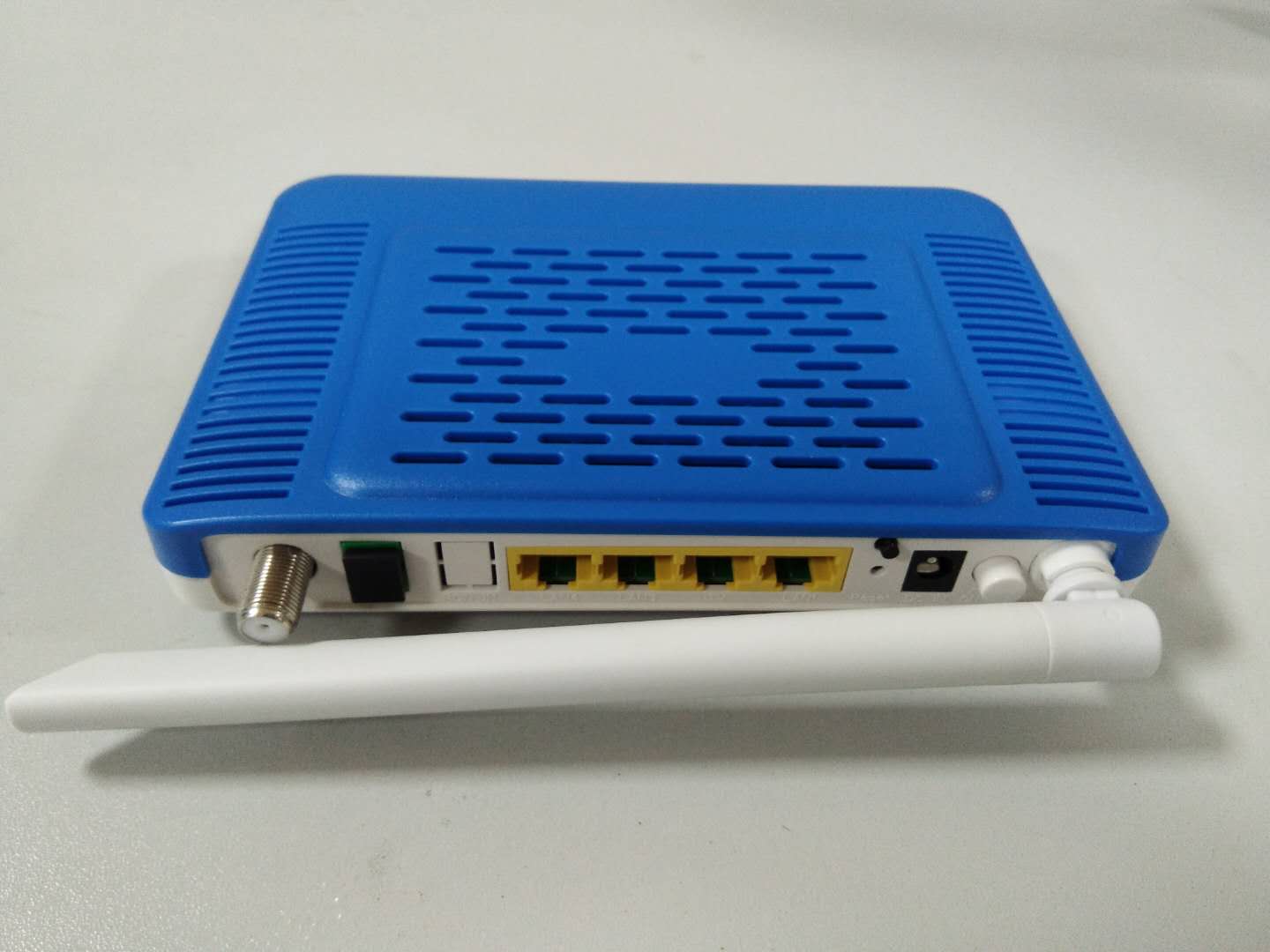 1GE CATV WiFi GPON ONU с портом выввода совместимым ZTE HuaWei OLT RF