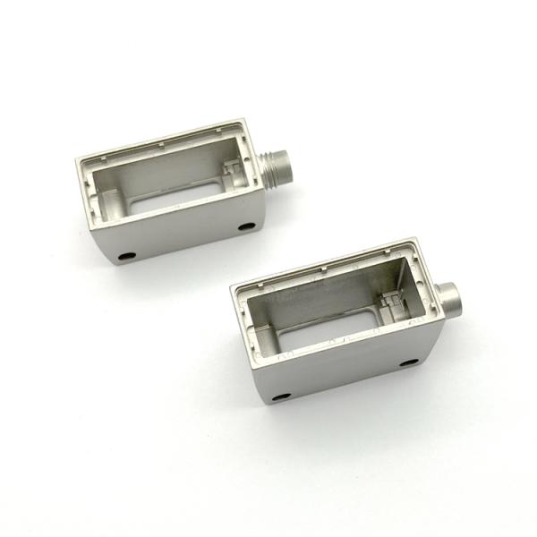 Pièces de précision en acier inoxydable de très haute précision de 0,03 kg pour appareils médicaux provenant d'un OEM professionnel