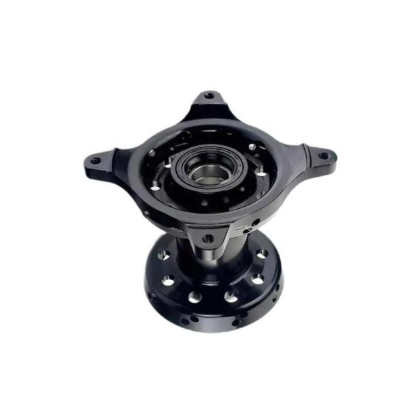 Centrais de liga CNC de motocicleta personalizadas negras com máquinas de torção CNC e serviço OEM