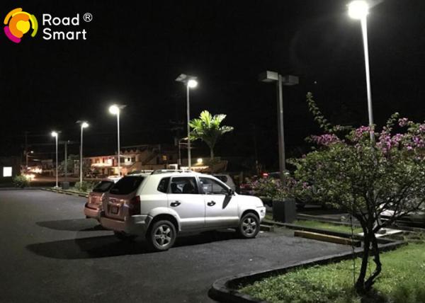 Super Brightness All In One Solar Street Light 210LM/W Socreat Patent Aluminium Alloy