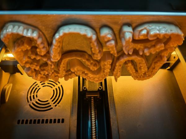 Versatile Uses​ Dental Model Resin Low Viscosity Clear Epoxy Resin Smooth Margins