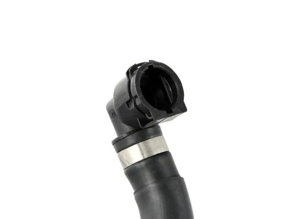 2225010493 Engine Parts Cooling Water Pipe