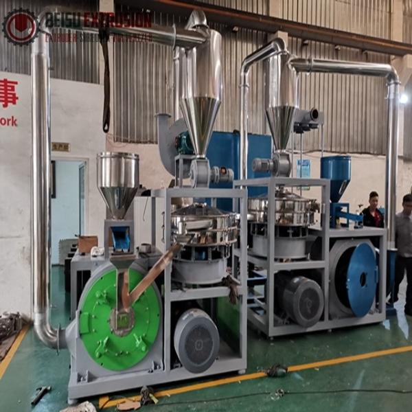 Pulverizer Miller With Rotor Blades de PVC de 600kg/H 45kw
