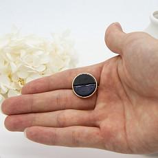 Os anéis da forma do ouro dos homens do acoplamento de Moissanite ligam o preto do ouro/pedra azul