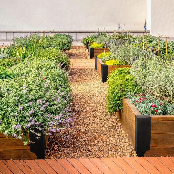 Порошковое покрытие поднятых креплений для металлических саженцев и овощных садов