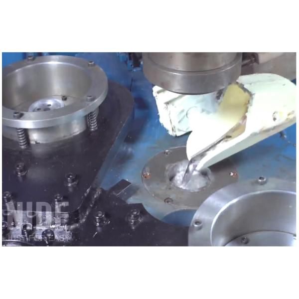 Alta máquina de fundición a presión de aluminio de la refrigeración por agua de la máquina de fundición a presión del rotor de la automatización