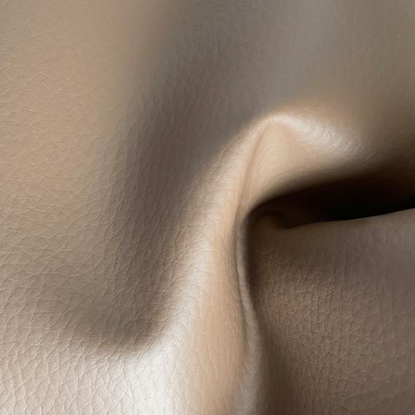 PVC Eco Leather Litchi Pattern 31 Vivid Colors Scratch Resistant For Commercial Spaces