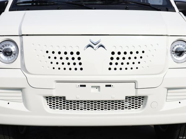 Maximize Your Business Efficiency with an Electric Cargo Van