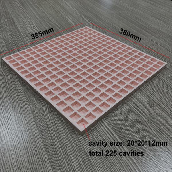Portable Square Silicone Candy Mold 225 Cavities For Caramel Gummy Chews