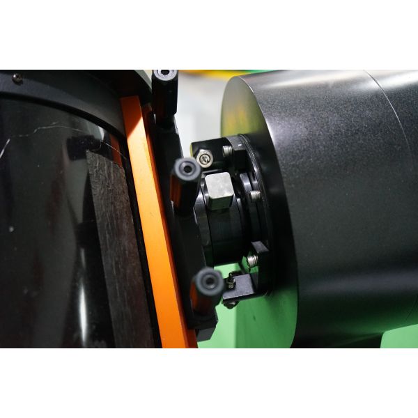 2-STGZ/1 Direct Drive Dual Axis Tracking Turntable with 30Kg Load High Precision and L-Shaped Structure