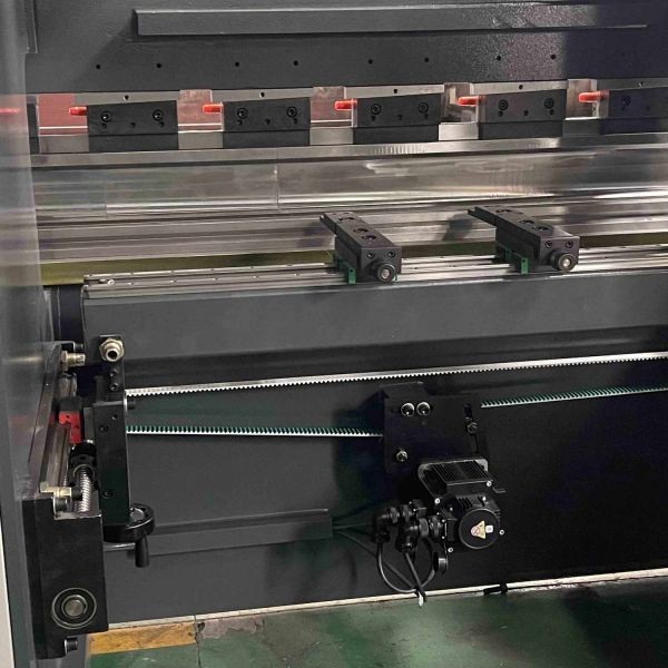 40T 2500 CNC Press Brake Bending Machine High Efficiency Manufacturer