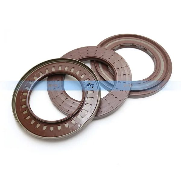 90*151*10/15 Oil Seal | OE 01016886B, 3192615 For Volvo Truck