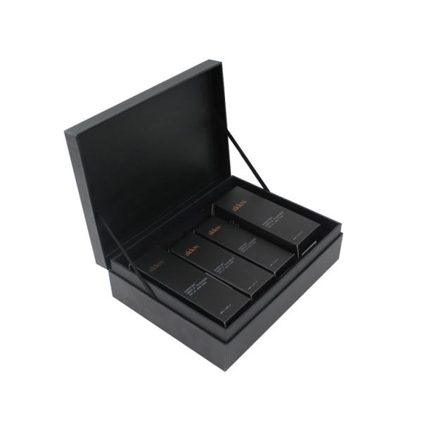 Retail Skin Care Box Black Printing And Golden Foil With Waterproof Surface