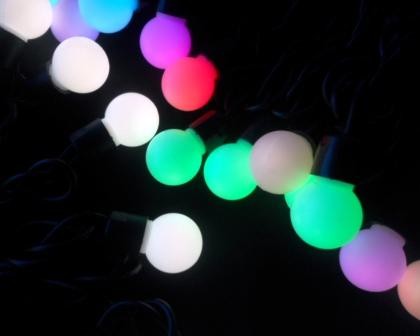 Factory direct supply Round ball cap RGBY LED string light christmas IP54 indoor / outdoor decoration 9-10 lm/led