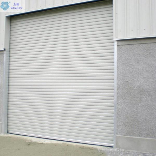 Portas isoladas de formação de espuma da garagem do obturador do rolo da liga de alumínio do plutônio/porta de alumínio da segurança