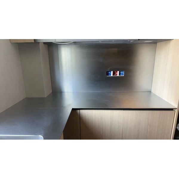 Anti-scratch 304 Stainless Steel Kitchen Countertop With Water Faucet