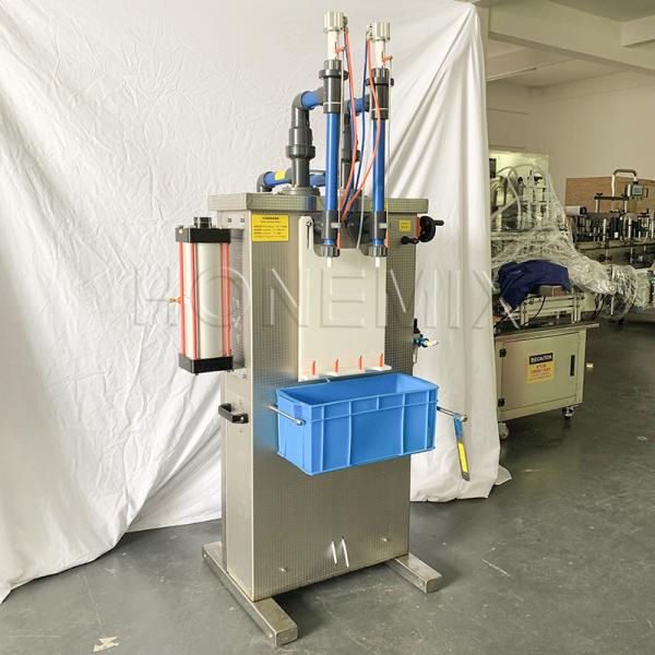 Cleaner Bleach Liquid Filling Machines Powerful Safety 500ml - 2000ml