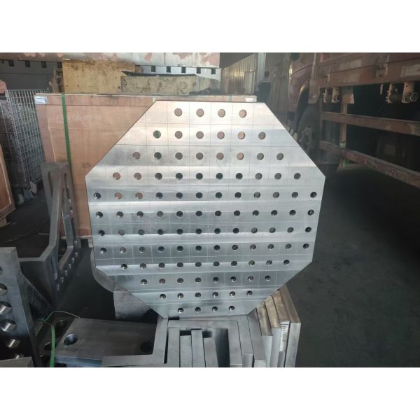 Octagonal Adjustable Welding Table Mobile 360° Fixture Access Weldtables Anti Corrosion