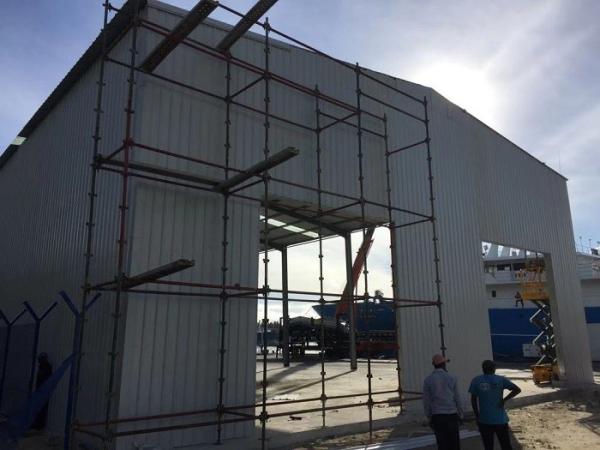 Corrugated Sheet Roof Quick Steel Buildings Industry Warehouse With Window
