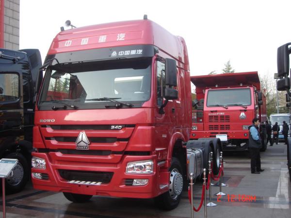 SINOTRUK HOWO 6x4 TRACTOR TRUCK / PRIME MOVER WITH HIGH ROOF CAB IN LOW PRICE