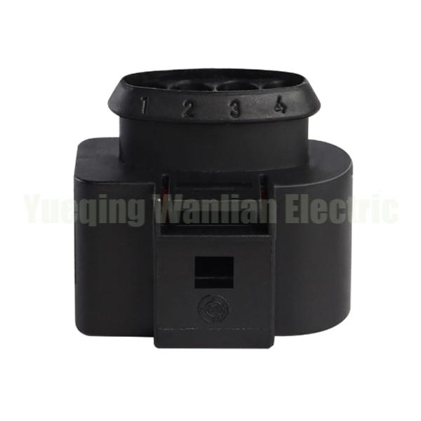 1J0973724 638245-1 42122100 1J0 973 724 42034400 Auto Waterproof Connector Ignition Coil Plug