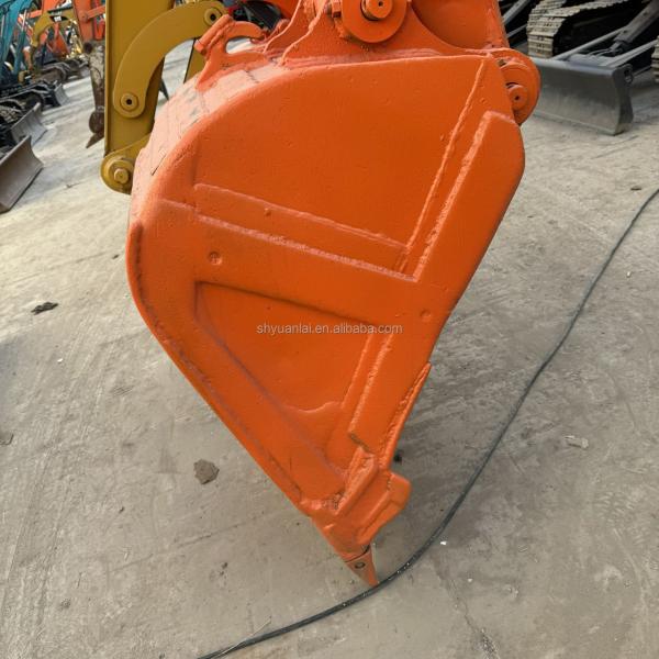 Excaver 6 tonnes de durable hydraulique à pistes Hitachi 65 excavateur d'occasion, avec un prix bas et de bonnes performances de creusement