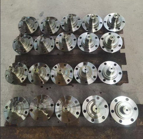 P8820DL Pièces détachées de pavé d'asphalte convoyeur spirale Arbre intermédiaire séparateur rotatif Arbre intermédiaire VOE12766358