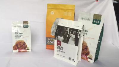 Doggy Bag Large size heavy duty strong barrier dog treats packaging plastic bag with handle and zipper