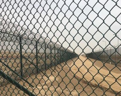 Basketball / Football / Tennis Metal Chain Link Fence 4.0mm