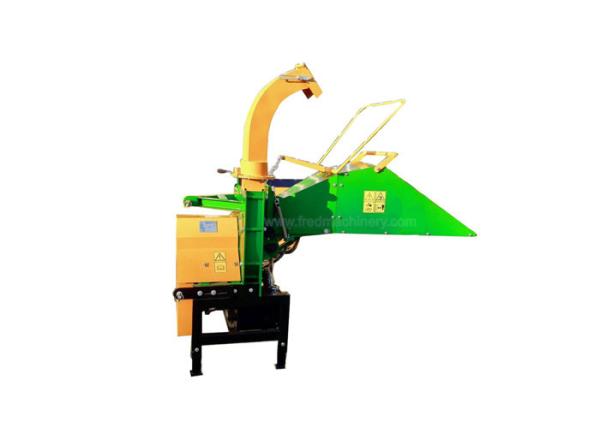 2 Cutting Blades 3 Point Wood Chipper With 26L Tank Hydraulic Feeding System