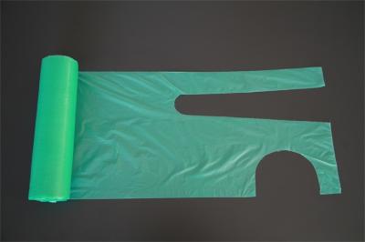 PE Material Disposable Aprons On A Roll Oil Resistant Smooth / Embossed Surface
