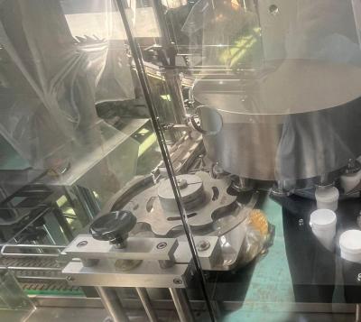 Pharmaceutical Industries Automatic Bottle Capping Machine With Pressing Bottles