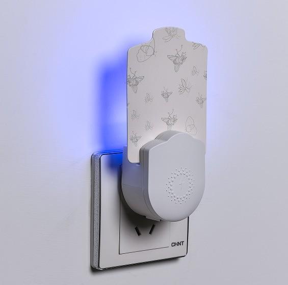 Included Portable Wall Plug-in Socket Electric 395 NM UV Mosquito Killing Lamp Sustainable and Effective Insect Control