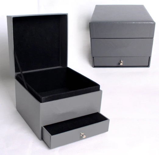 Black Foil Stamping Custom Logo Magnetic Gift Box
