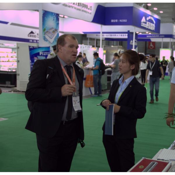 Промышленная автоматическая машина для очистки и очистки яблок от персимона для пищевой промышленности