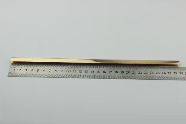 Supply all kinds size light gold iron frame handbag corner protector with Eco-friendly