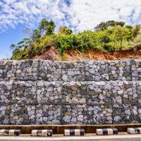 Cestas de gabião de tecido galvanizado com fio de 2,7 mm / fio de borda de 3,4 mm para parede de retenção