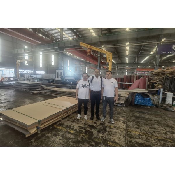 1000 Square Meter Prefabricated Ready Made Steel Structure Warehouse Building for Food Factory