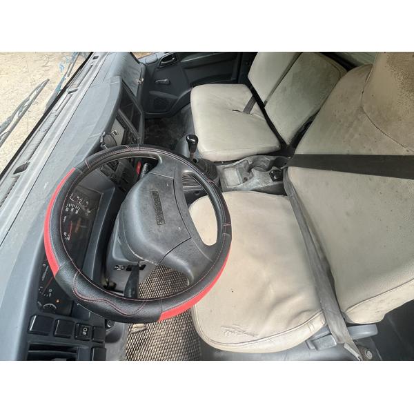 Дизельные 110 км/ч Подержанные грузовики средней грузоподъемности Подержанные грузовики для грузовых перевозчиков