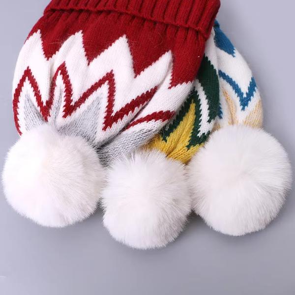 Custom Embroidered Beanies Winter Knitted Stripe Patterned Warm Soft Pompom Puff Print Beanie Manufacturer
