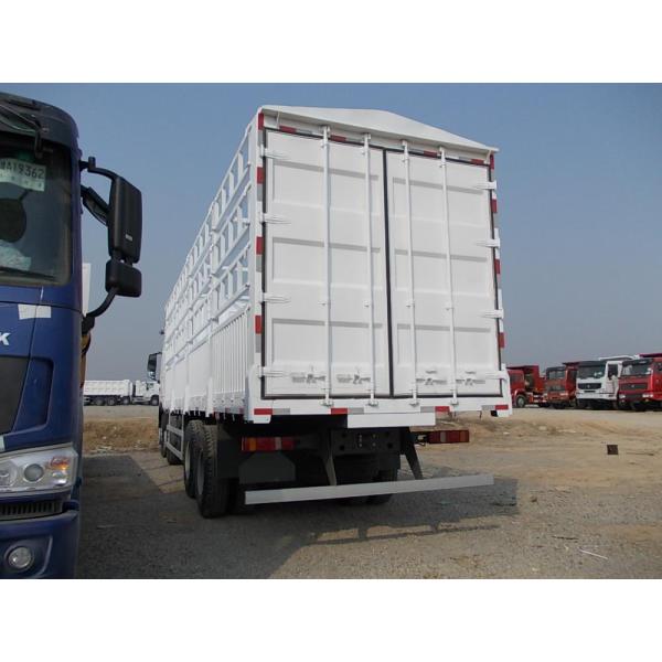 Sinotruk Howo 6X4 Heavy Cargo Truck  Euro II Emission Standard 21-30 Tons