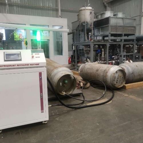 R410a Equipamento de enchimento de refrigerante totalmente automático Ar condicionado Máquina de carregamento AC Estação de carregamento R407C