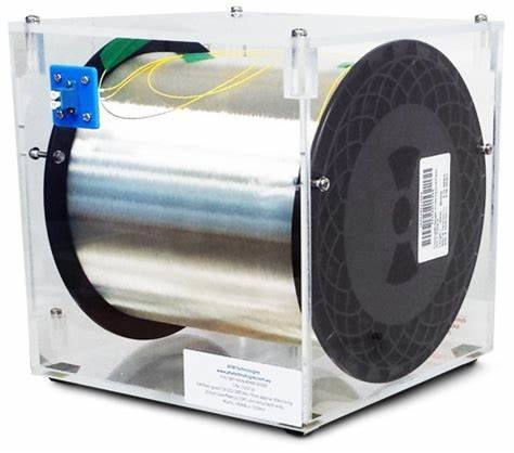 400um вырезают сердцевина из обнаженного стекловолокна с трудным пластиковым плакированием