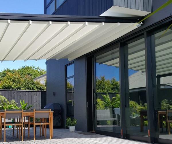Modern Aluminum Retractable Pergola Outdoor Canopy RGB 2.0mm Thickness