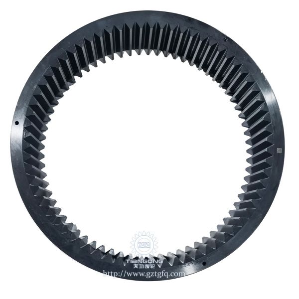 The Travel Gear-Ring (69-TEETH) 569-4266 is tailored to accommodate the final drive configurations of both E374GC and E 374 607-5640/RH607-5641 excavators.