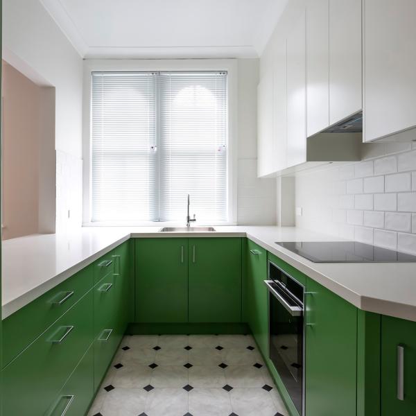 Melamine Wood White Green Kitchen Cabinet Wood Grain Matched Cabinets