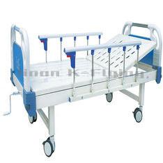 Cama de hospital quatro da função rodas de uma da agitação dobrável multi