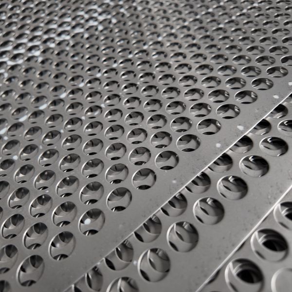 3mm Perforated Galvanized Steel Sheet Mesh For Construction Scaffolding